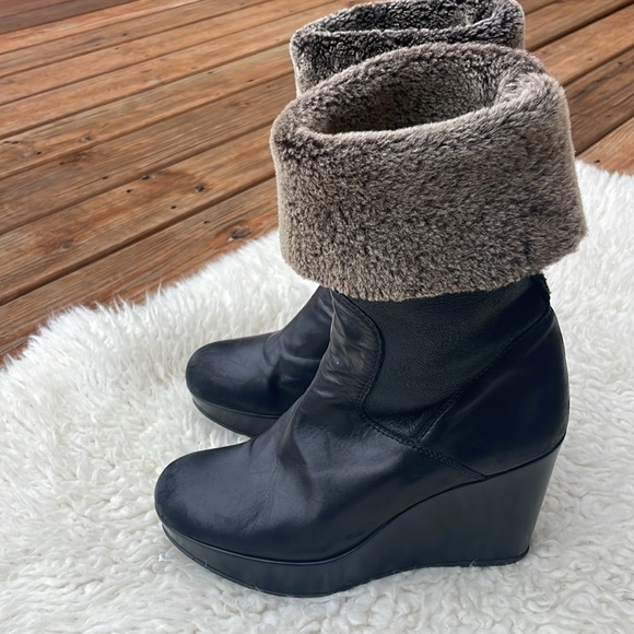 STUART WEITZMAN 'Snowy' Black Brown
Leather Shearling Wedge Boots Size 8 - Picture 7 of 12